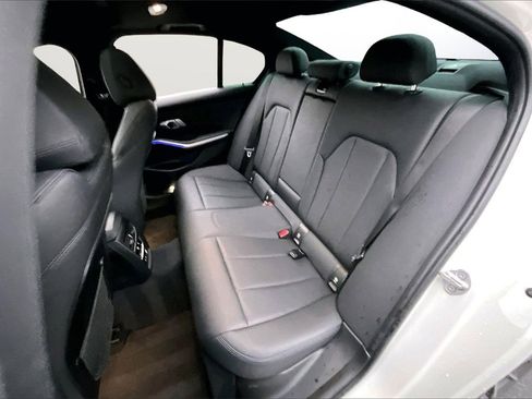 Used 2020 BMW 330i Sedan w/ Convenience Package image 22