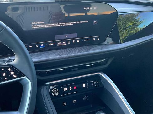 New 2025 Audi Q5 Premium Plus image 6