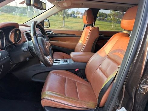 Used 2012 Jeep Grand Cherokee Overland Summit AWD/4WD image 9