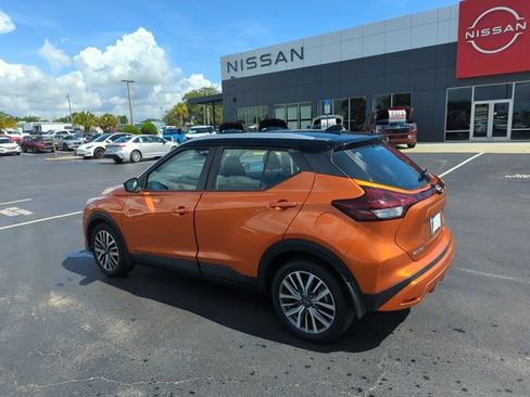 Certified 2023 Nissan Kicks SV FWD image 9