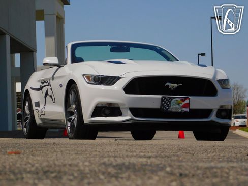 Used 2015 Ford Mustang GT Premium w/ Equipment Group 401A image 35