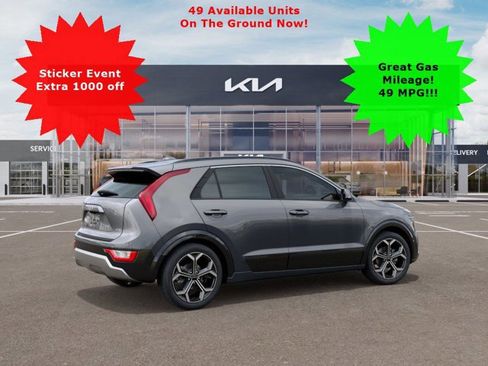 New 2025 Kia Niro EX Touring image 10