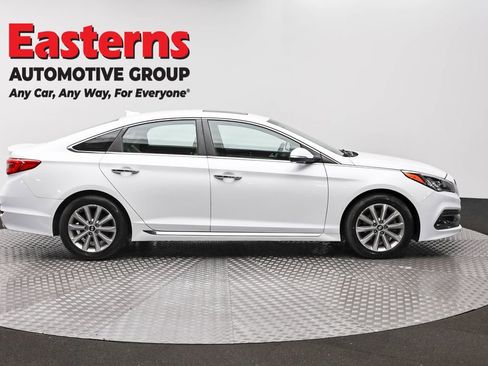 Used 2016 Hyundai Sonata Limited w/ Cargo Package FWD image 4