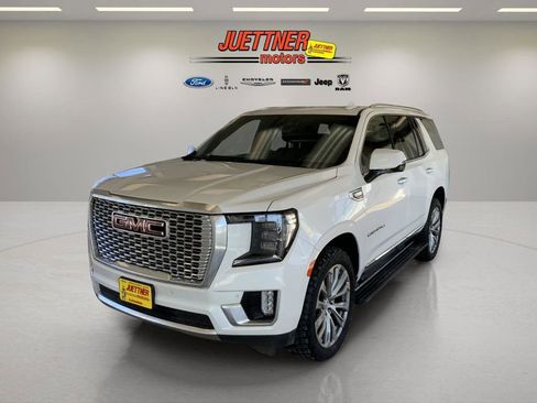 Used 2021 GMC Yukon Denali w/ Denali Premium Package AWD/4WD image 4