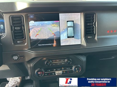 Used 2025 Ford Bronco Badlands image 16