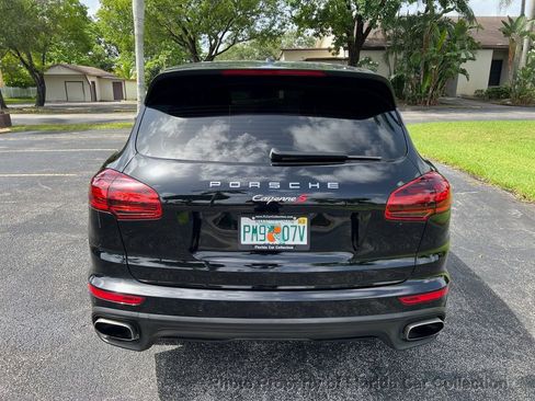 Used 2016 Porsche Cayenne image 14