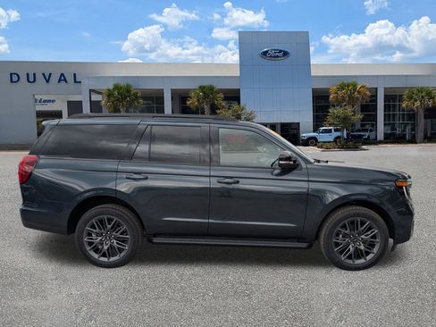 New 2026 Ford Expedition Platinum w/ Stealth Appearance Package image 3