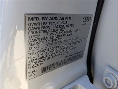 Used 2019 Audi Q8 Premium Plus w/ Premium Plus AWD/4WD image 29