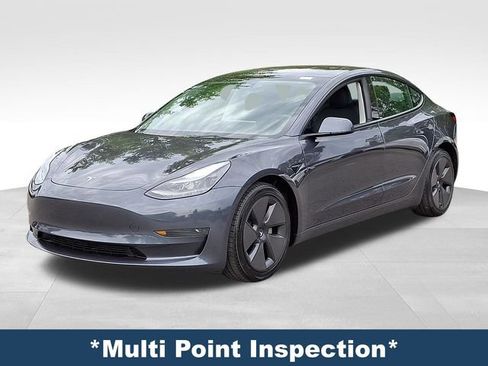 Used 2023 Tesla Model 3 Standard Range RWD image 4