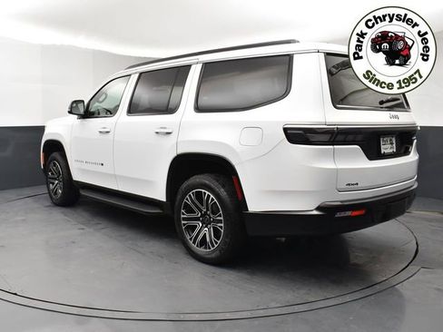 New 2026 Jeep Grand Wagoneer 4WD w/ 8-Passenger Seating Package image 4