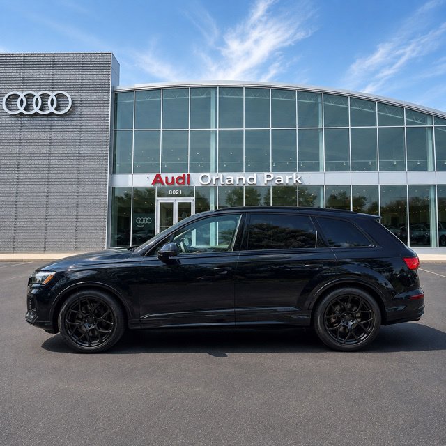 New 2026 Audi SQ7 Premium Plus AWD/4WD image 8