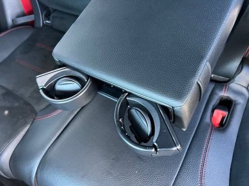 Used 2021 Mercedes-Benz GLB 35 AMG 4MATIC image 18
