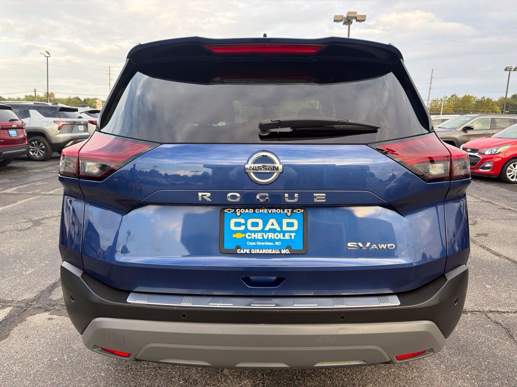 Used 2021 Nissan Rogue SV w/ Premium Package AWD/4WD image 4