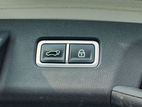 Used 2022 Kia Sorento SX image 41