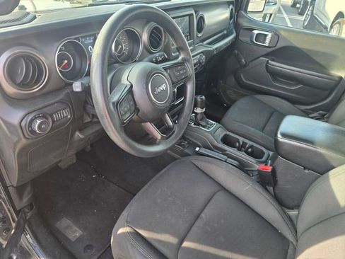 Used 2022 Jeep Wrangler Unlimited Sport AWD/4WD image 23