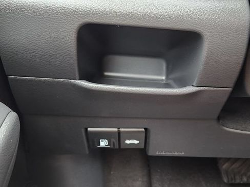 Used 2023 Nissan Kicks SR FWD image 23