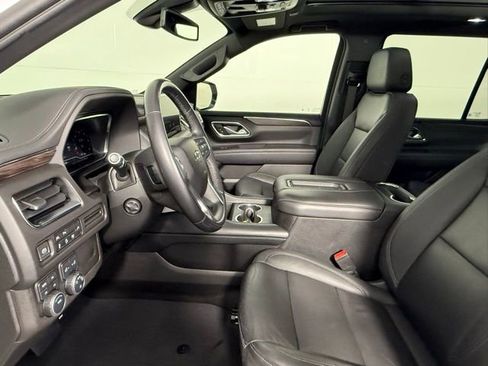 Used 2022 Chevrolet Tahoe Z71 w/ Luxury Package image 32