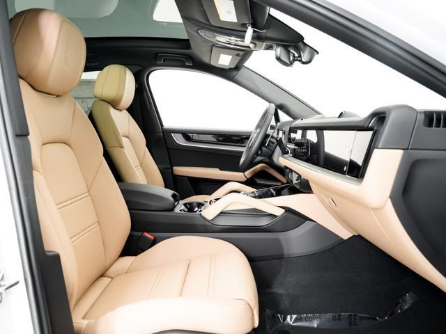 Certified 2026 Porsche Cayenne Coupe AWD/4WD image 21
