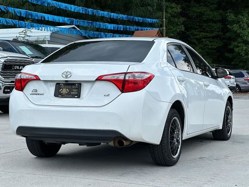 Used 2015 Toyota Corolla LE FWD image 7