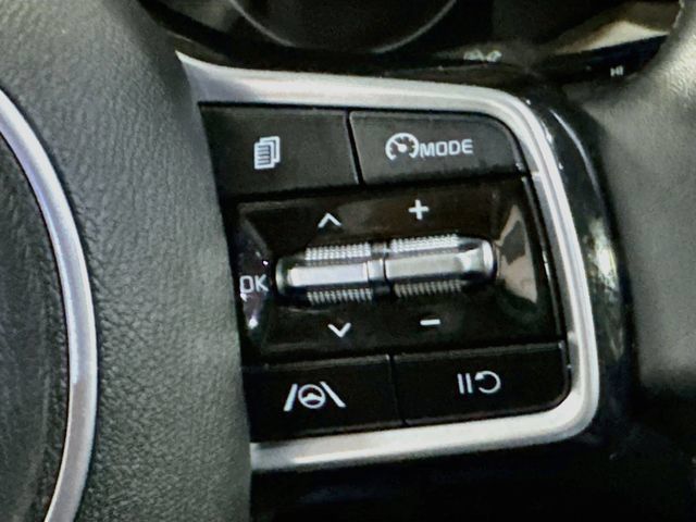 Used 2023 Kia Sorento S w/ Panoramic Sunroof Package AWD/4WD image 10