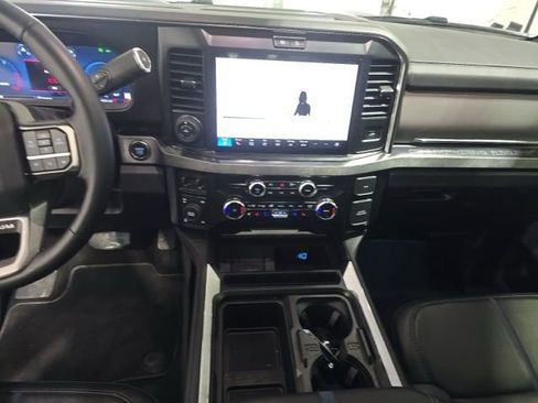 Used 2025 Ford F250 Platinum w/ FX4 Off-Road Package AWD/4WD image 11