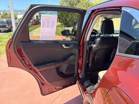 Used 2021 Ford Escape SEL AWD/4WD image 18
