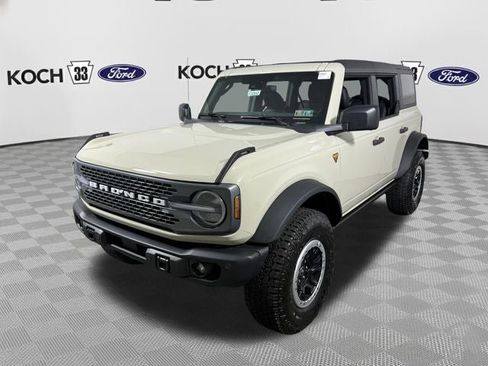 New 2026 Ford Bronco Badlands AWD/4WD image 3