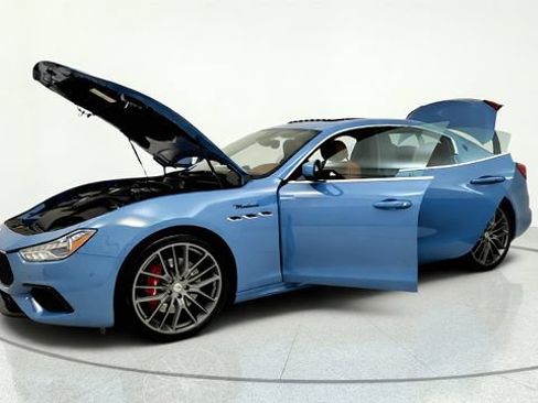 Used 2022 Maserati Ghibli Modena RWD image 14
