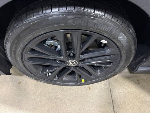 New 2026 Toyota Camry SE image 17