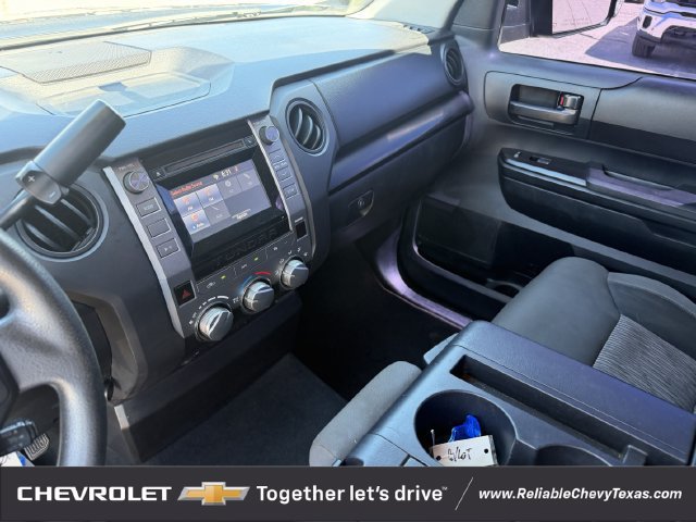 Used 2015 Toyota Tundra SR w/ Tow Package RWD image 18
