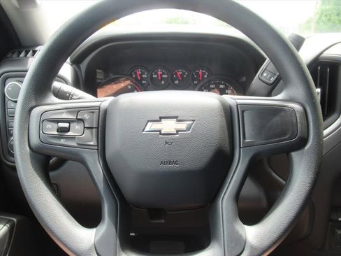 Used 2026 Chevrolet Silverado 2500 W/T w/ WT/CX Safety Package AWD/4WD image 21