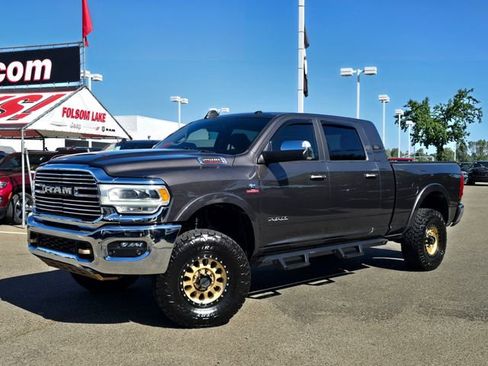 Used 2021 RAM 2500 Laramie AWD/4WD image 3