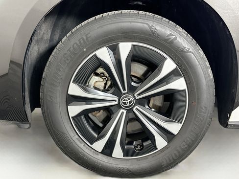 Used 2023 Toyota bZ4X AWD w/ Weather Package image 11