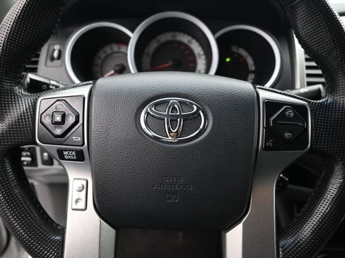 Used 2014 Toyota Tacoma PreRunner image 9