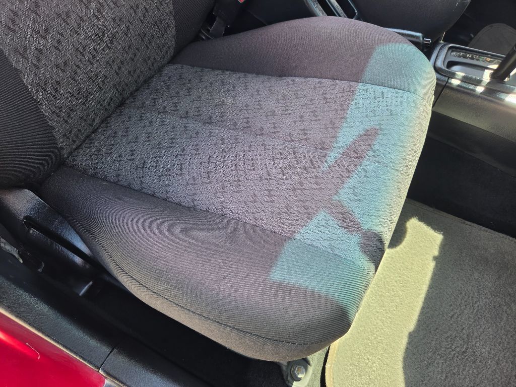 Used 2001 Toyota Corolla S w/ Extra Value Pkg 1 FWD image 35