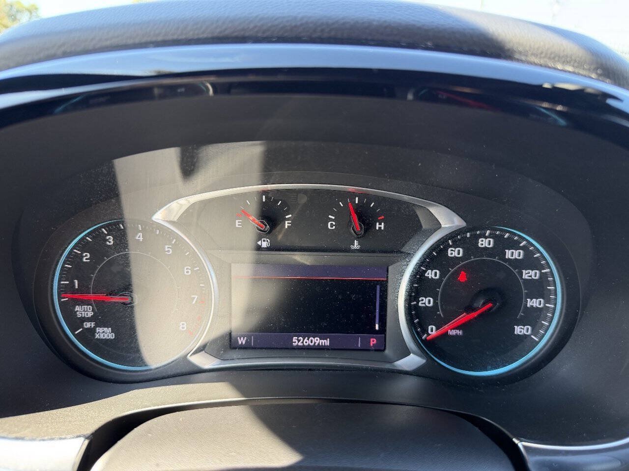 Used 2022 Chevrolet Traverse LT FWD image 21