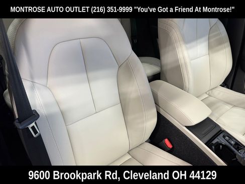 New 2026 Volvo XC40 B5 Plus w/ Protection Package Premier image 45