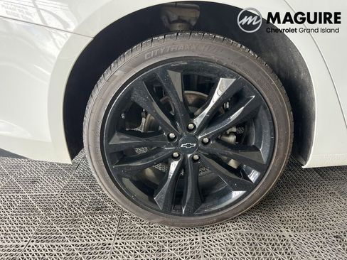 Used 2023 Chevrolet Malibu LT w/ Sport Edition image 27