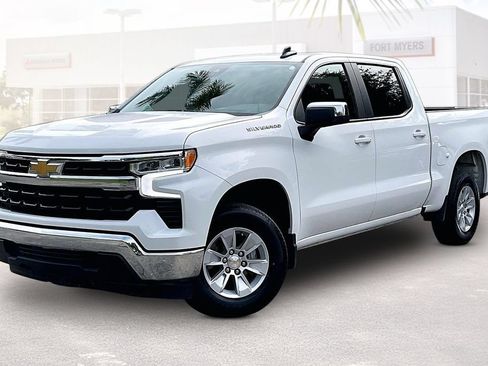 Used 2025 Chevrolet Silverado 1500 LT RWD image 29