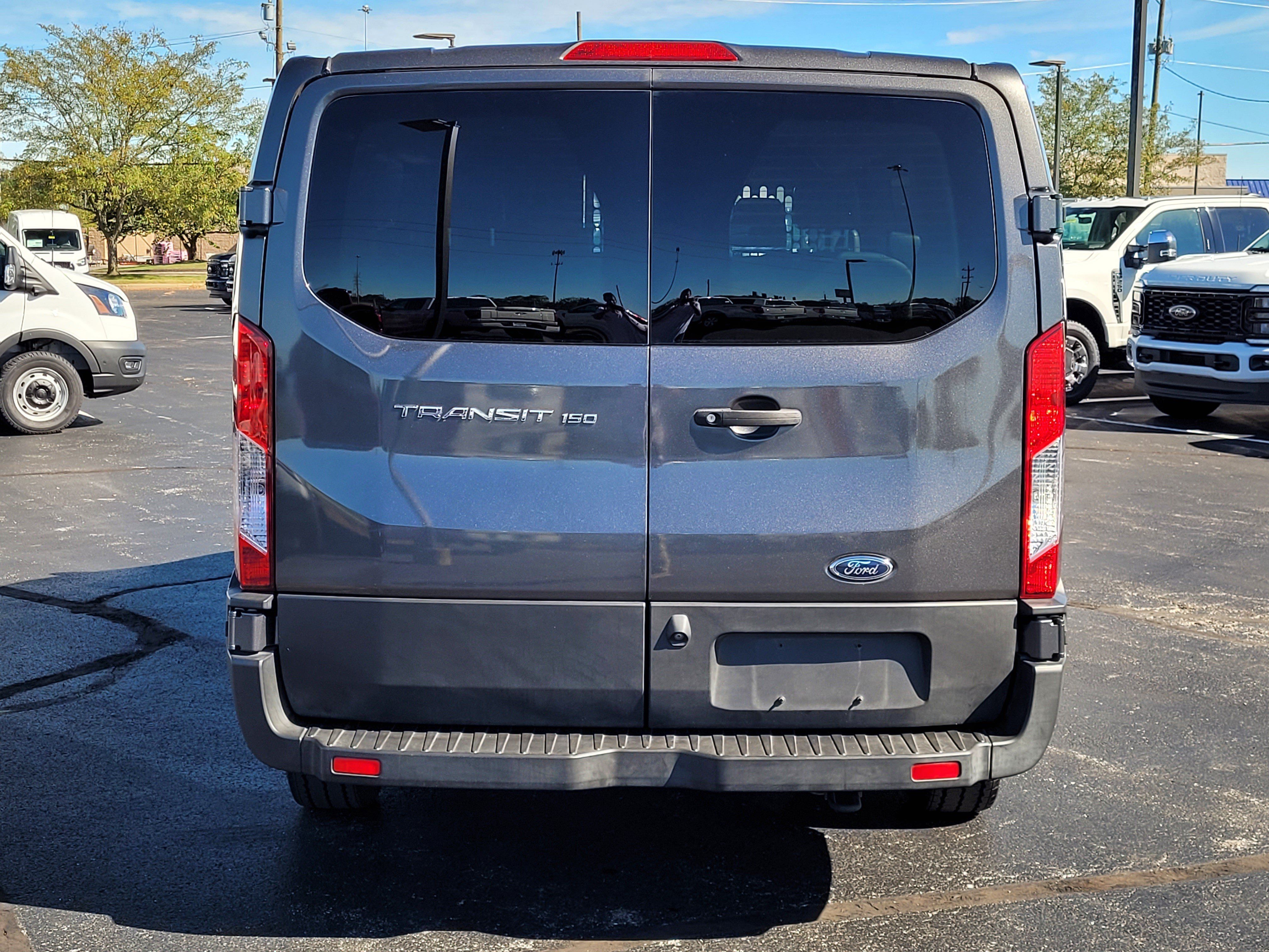 Used 2019 Ford Transit 150 XL RWD image 5