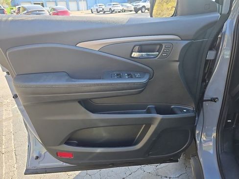 Used 2023 Honda Ridgeline RTL image 14