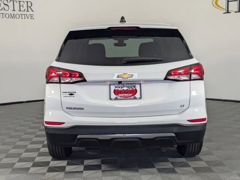 Certified 2024 Chevrolet Equinox LT FWD image 3