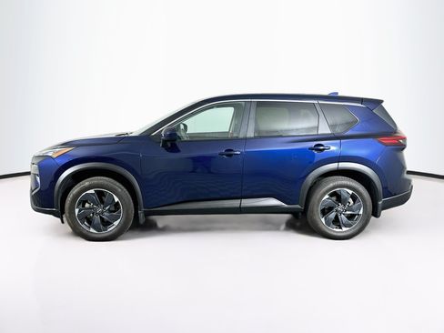 Used 2024 Nissan Rogue SV FWD image 4