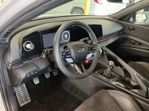 Used 2022 Hyundai Elantra N w/ Preferred Accessory Package image 6