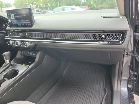 Used 2023 Honda Civic Touring image 20