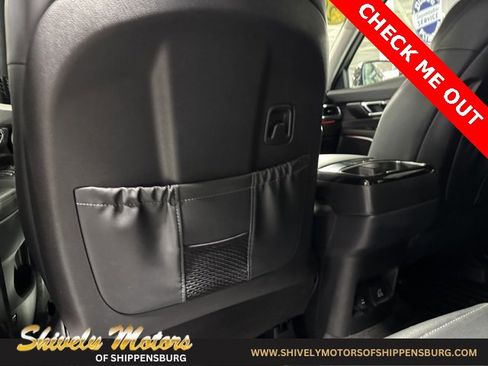 Used 2022 Kia Telluride SX w/ SX Prestige Package image 25