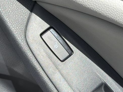 Used 2019 Honda Accord Touring image 17