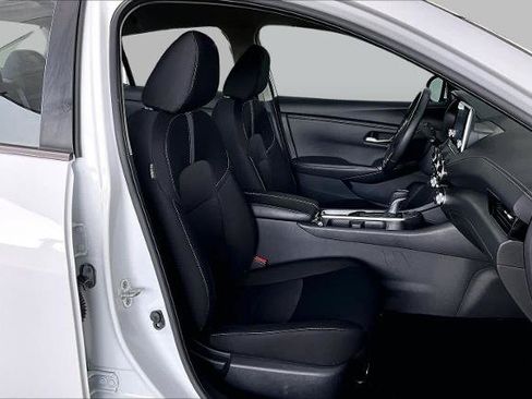 Certified 2023 Nissan Sentra SV w/ All-Weather Package FWD image 9