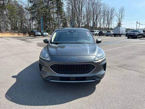 Used 2020 Ford Escape SE image 11