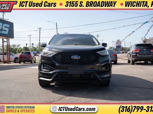 Used 2020 Ford Edge ST-Line w/ Cold Weather Package AWD/4WD image 2